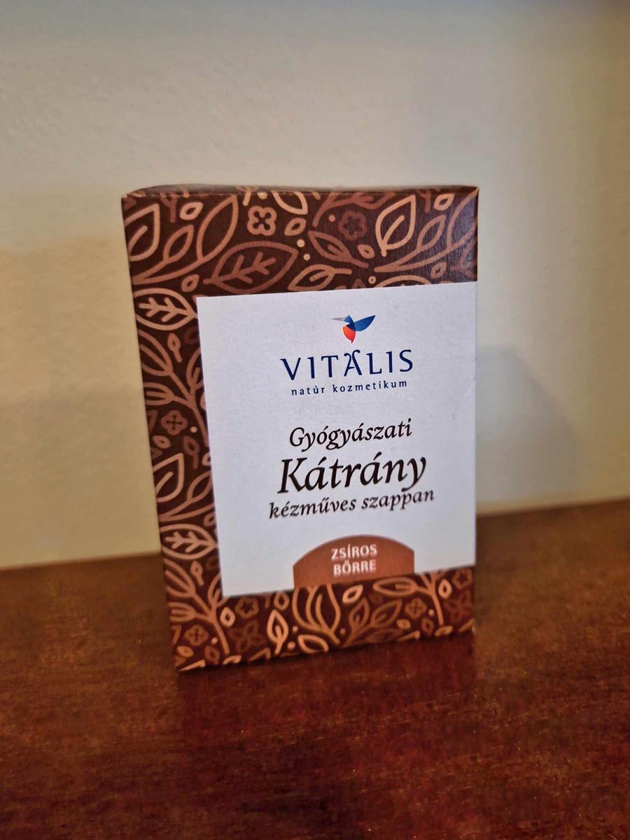 vitalis-gyogyaszati-katrany-kezmuves-szappan-zsiros-borre